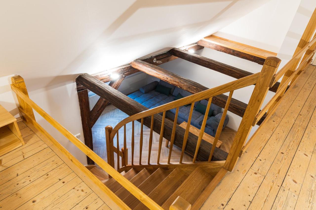 White Swan Boutique Apartments Прага Экстерьер фото