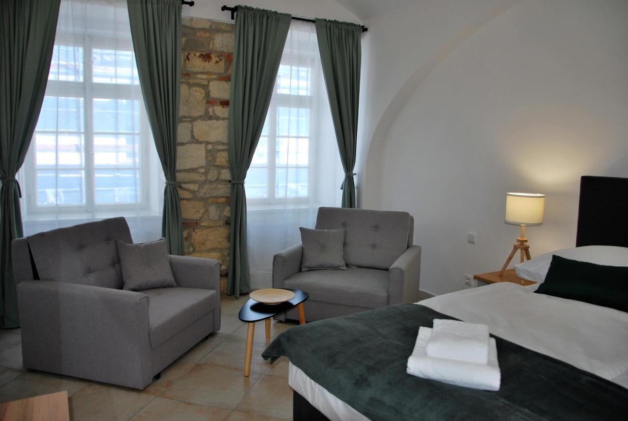 White Swan Boutique Apartments Прага Экстерьер фото