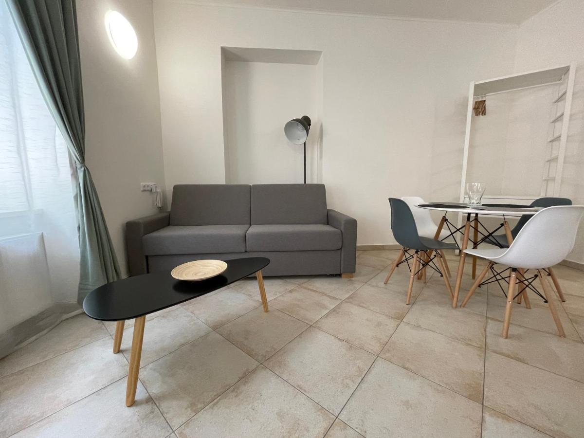White Swan Boutique Apartments Прага Экстерьер фото